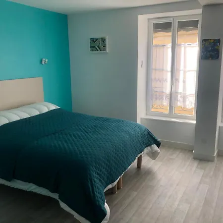 Alojamento de Acomodação e Pequeno-almoço Les Papoulis Saint-Laurent-sur-Sèvre